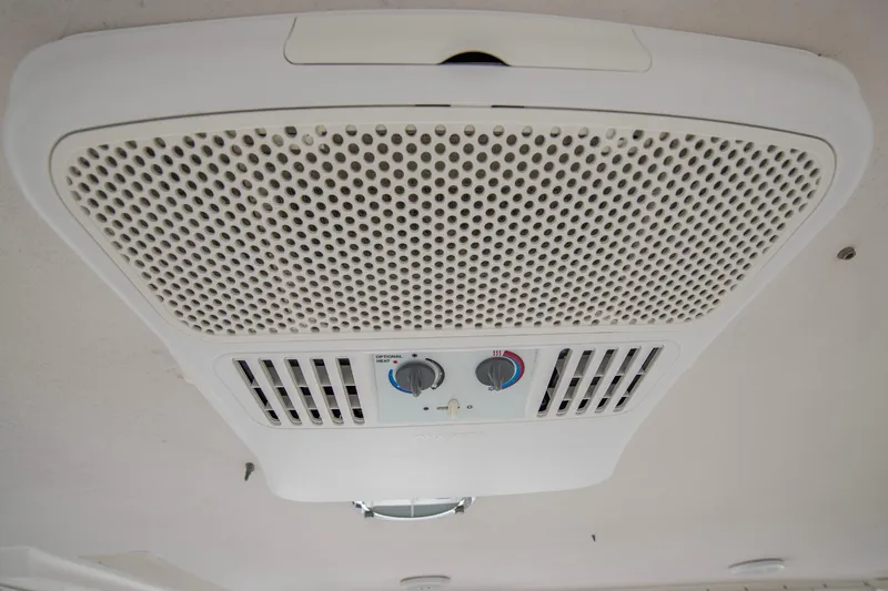 Slide: The Image of Lazzara Yachts 76 Motor Yacht 1997 - 89