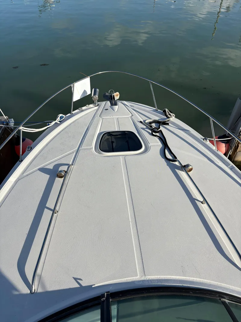 Slide: The Image of Sea Ray 370 Venture 2014 - 21