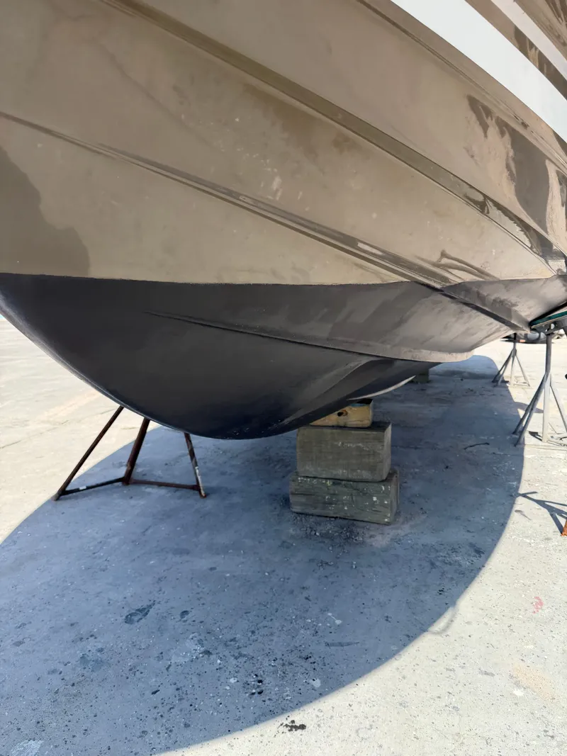 Slide: The Image of Sea Ray 370 Venture 2014 - 5