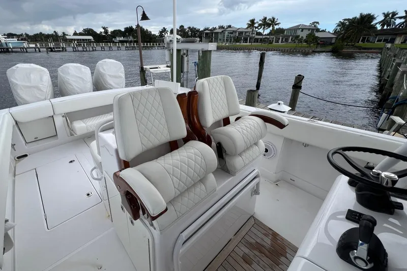 Slide: The Image of Jupiter 38 TWIN LIFE - Helm Station Seating - 1