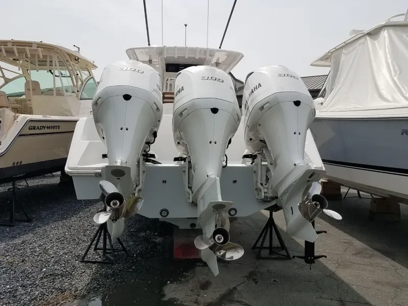 Slide: The Image of Jupiter 38 TWIN LIFE - Triple Yamaha Engines - 4