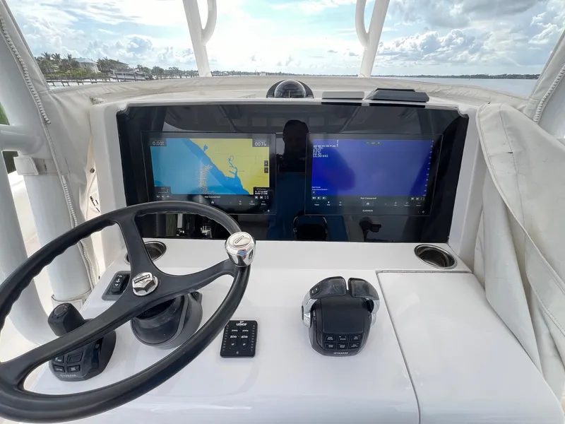 Slide: The Image of Jupiter 38 TWIN LIFE - Helm Station Electronics - 7