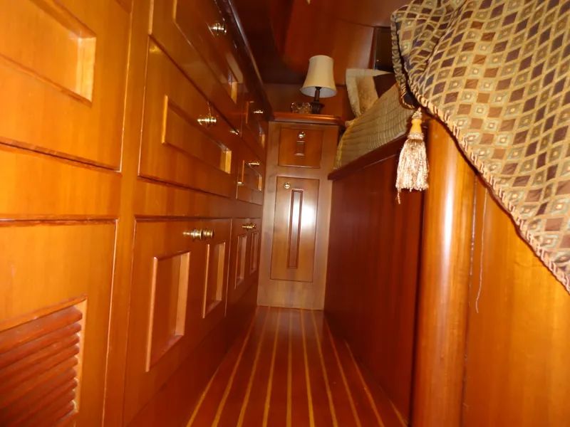 Slide: The Image of Ocean Alexander 48 Classico 2006 - 102