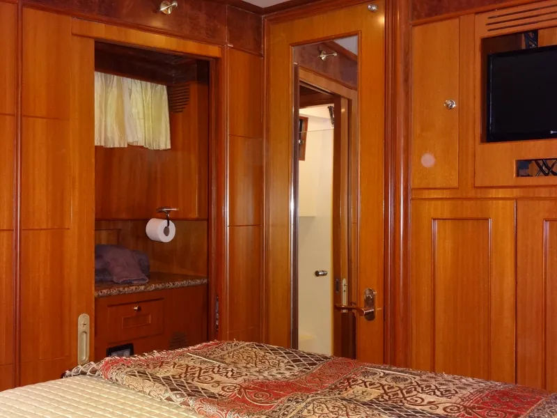 Slide: The Image of Ocean Alexander 48 Classico 2006 - 107