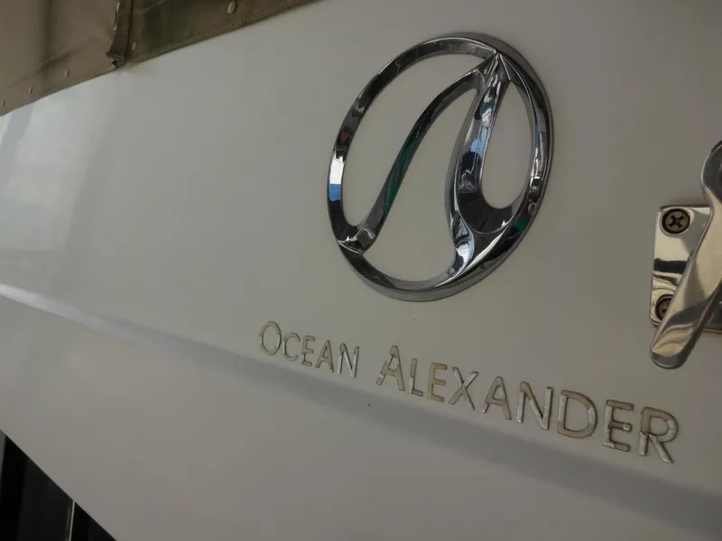 Slide: The Image of Ocean Alexander 48 Classico 2006 - 6