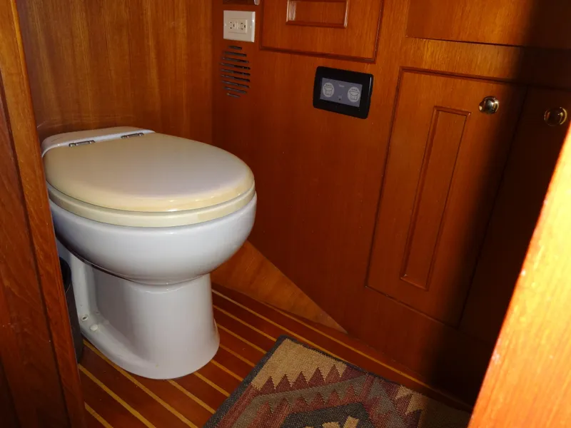 Slide: The Image of Ocean Alexander 48 Classico 2006 - 76