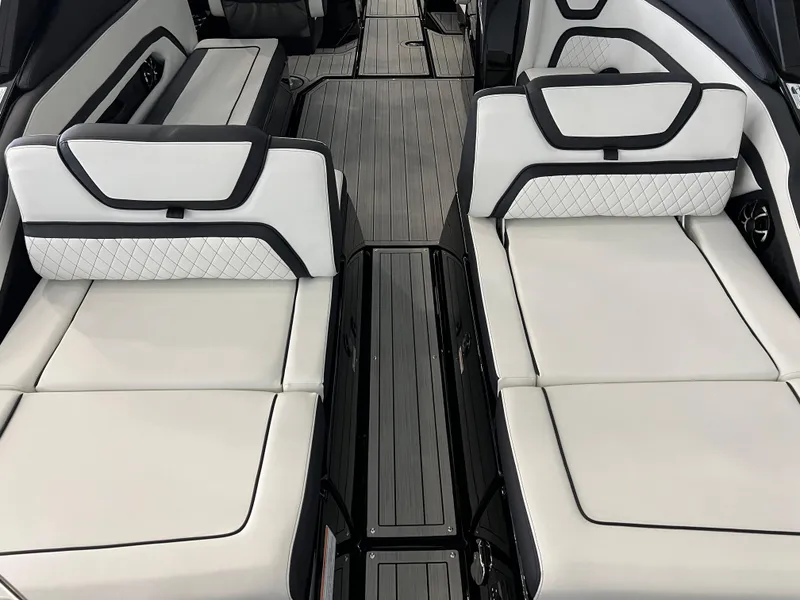 Slide: The Image of Luxury interior of 2025 Yamaha Boats 275 SD with sleek seating and modern design. - 6