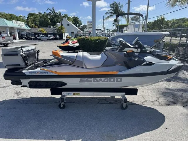 The Image of Sea-Doo FISH PRO 2025 - 1