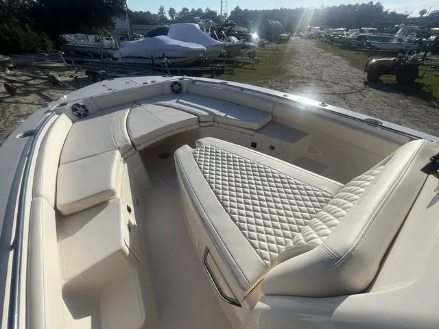 Slide: The Image of Grady-White 281 Coastal Explorer 2026 - 8