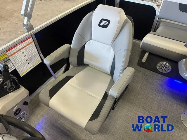 Slide: The Image of 2025 Princecraft Vectra 21 RL SS pontoon seat with modern design and comfort. - 13
