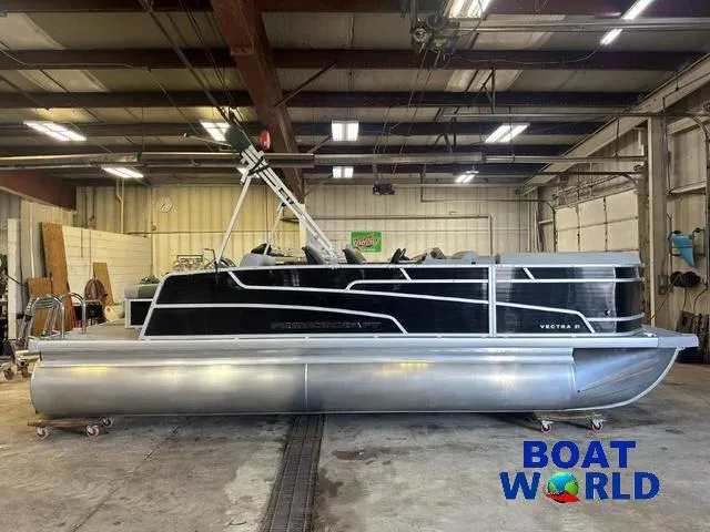 Slide: The Image of 2025 Princecraft Vectra 21 RL SS pontoon boat in a warehouse setting. - 40