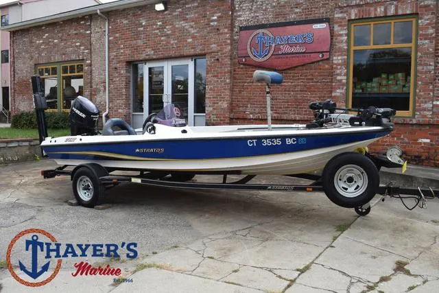 Slide: The Image of 2007 Stratos 176XT boat on trailer at Thayer's Marine dealership. - 37