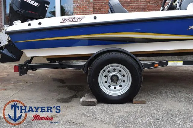 Slide: The Image of 2007 Stratos 176XT boat on trailer at Thayer's Marine. - 6