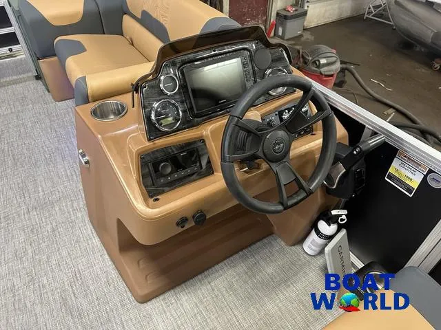 Slide: The Image of Tahoe Geofish 2385 Rear Fish Tritoon & Honda 4-Stroke EF 2025 - 12