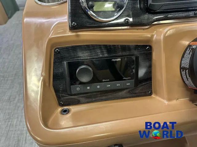 Slide: The Image of Tahoe Geofish 2385 Rear Fish Tritoon & Honda 4-Stroke EF 2025 - 13