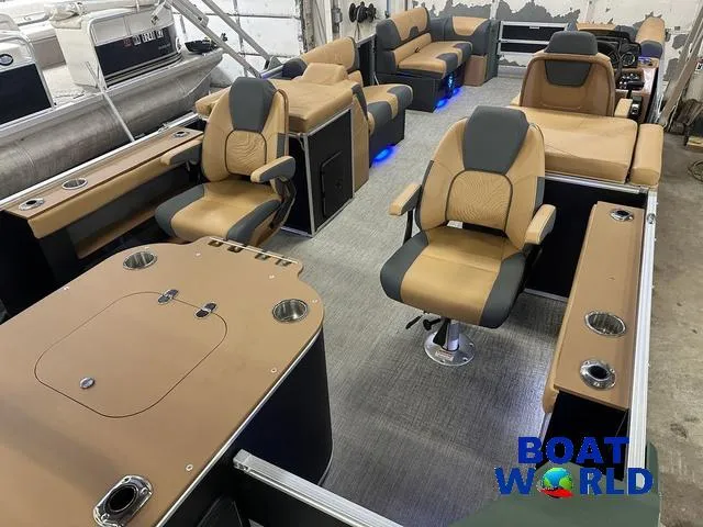 Slide: The Image of Tahoe Geofish 2385 Rear Fish Tritoon & Honda 4-Stroke EF 2025 - 30