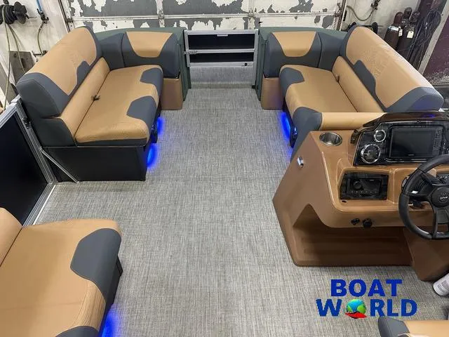 Slide: The Image of Tahoe Geofish 2385 Rear Fish Tritoon & Honda 4-Stroke EF 2025 - 33