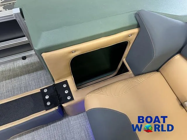 Slide: The Image of Tahoe Geofish 2385 Rear Fish Tritoon & Honda 4-Stroke EF 2025 - 40