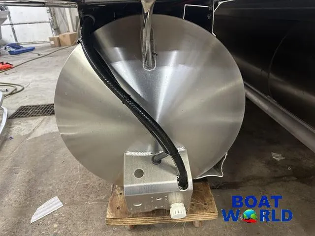 Slide: The Image of Tahoe Geofish 2385 Rear Fish Tritoon & Honda 4-Stroke EF 2025 - 47