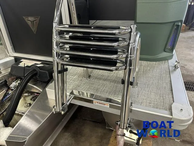 Slide: The Image of Tahoe Geofish 2385 Rear Fish Tritoon & Honda 4-Stroke EF 2025 - 49