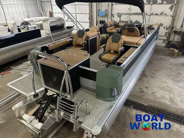 Slide: The Image of Tahoe Geofish 2385 Rear Fish Tritoon & Honda 4-Stroke EF 2025 - 51