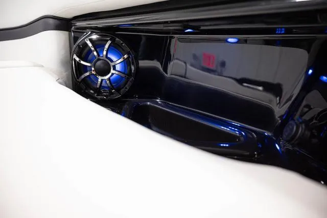 Slide: The Image of Yamaha 275SD 2025 - 20