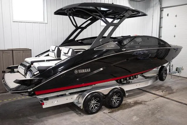 Slide: The Image of Yamaha 275SD 2025 - 3