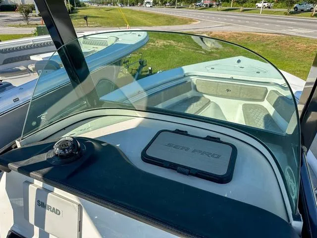 Slide: The Image of Sea Pro 242 Center Console 2024 - 13