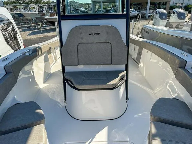 Slide: The Image of Sea Pro 242 Center Console 2024 - 16