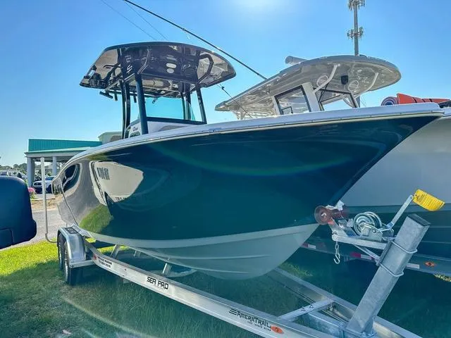 Slide: The Image of Sea Pro 242 Center Console 2024 - 6