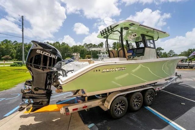 Slide: The Image of Sea Pro 322 Offshore 2025 - 3
