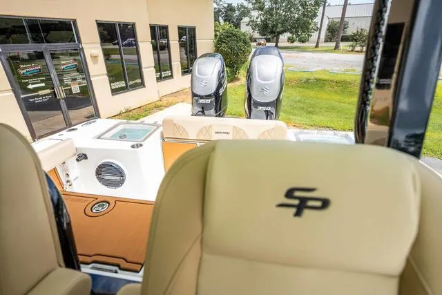 Slide: The Image of Sea Pro 322 Offshore 2025 - 33