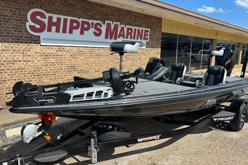 Phoenix Bass Boat 721 ZXL 2025 - Marine Source