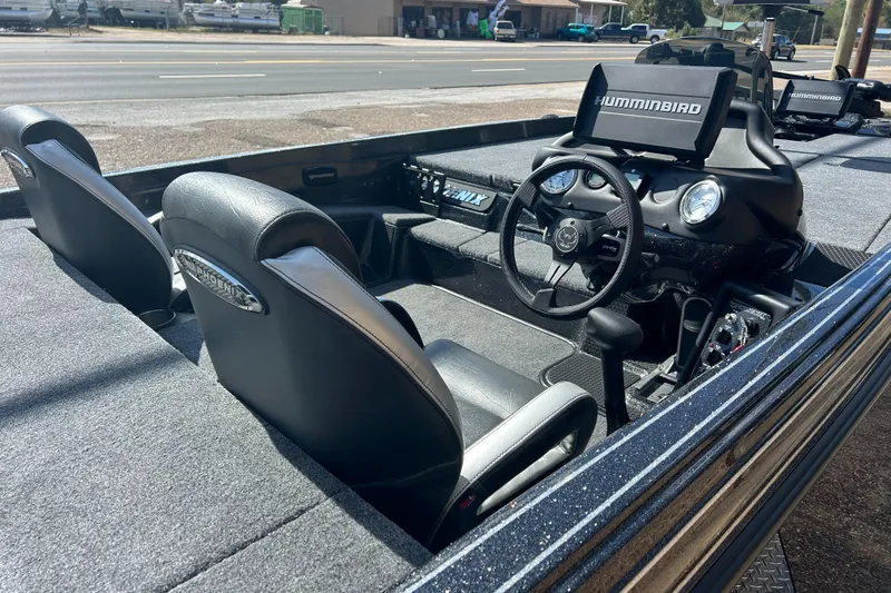 Phoenix Bass Boat 721 ZXL 2025 - Marine Source