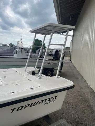Slide: The Image of Topwater Skiffs FS190 2020 - 6
