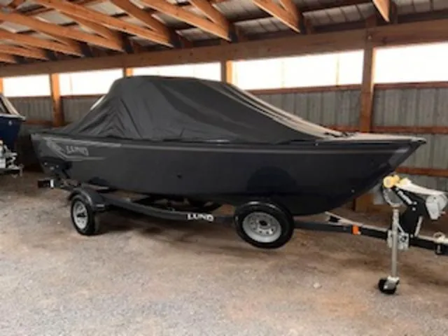 Slide: The Image of Lund 1650 Angler Sport 2025 - 4