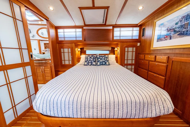 Slide: The Image of Master Stateroom - 18