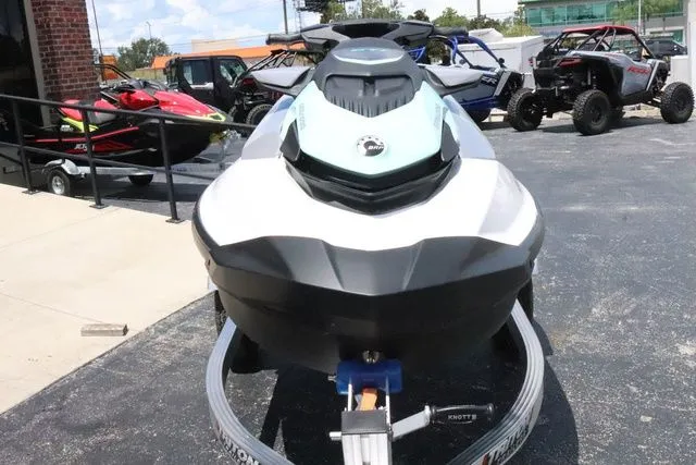 Slide: The Image of Sea-Doo GTI 130 2025 - 9