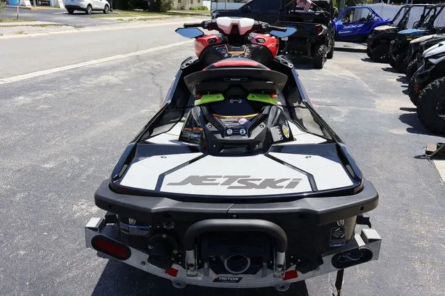 Slide: The Image of Kawasaki Jet Ski Ultra 310 2025 - 5