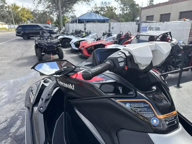 Slide: The Image of Kawasaki Ultra® 160LX-S 2025 - 6