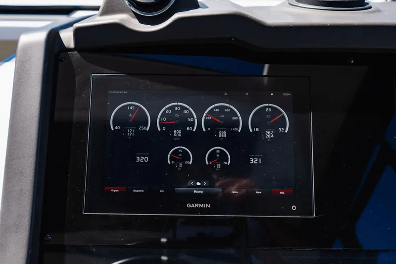 Slide: The Image of Azimut Atlantis 51 2021 - 114