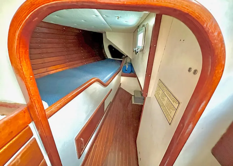 Slide: The Image of Port aft cabin - 19
