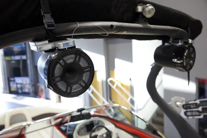 Slide: The Image of 2008 Centurion Enzo SV230 boat speakers and interior view. - 11