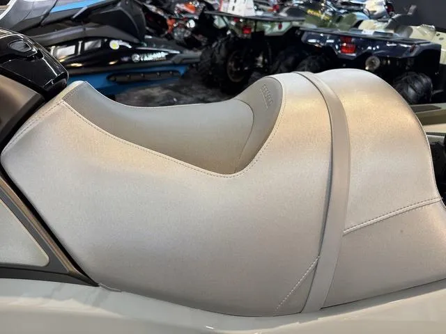 Slide: The Image of Sea-Doo FISH PRO 2025 - 9