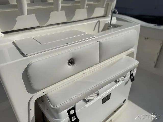Slide: The Image of 2025 Key West 263 FS boat with built-in K2 cooler seat. - 17