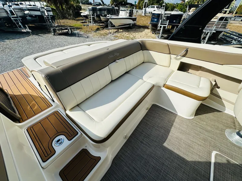 Slide: The Image of Sea Ray 230 SLX 2013 - 12