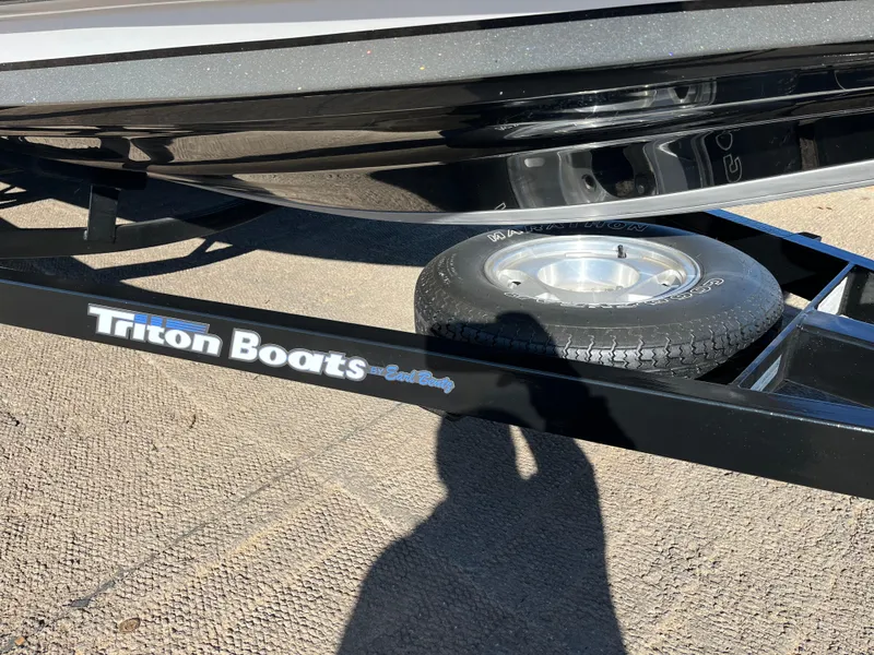 Slide: The Image of Triton 21 HP 2013 - 70