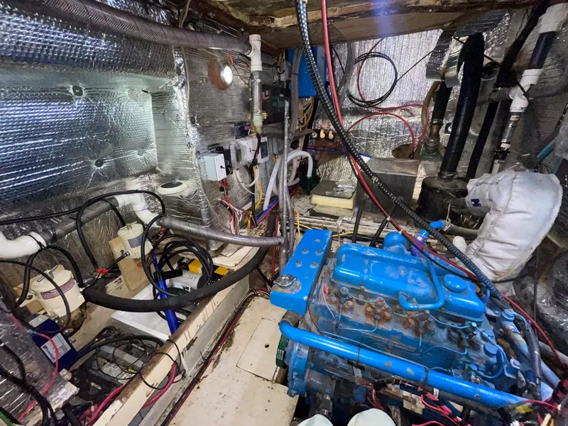 Slide: The Image of Islander Freeport 1983 - 55