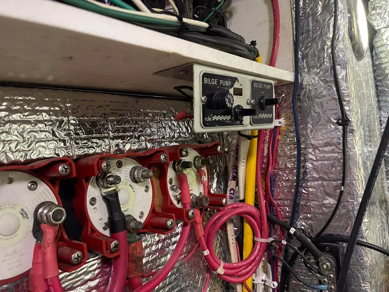 Slide: The Image of Islander Freeport 1983 - 56