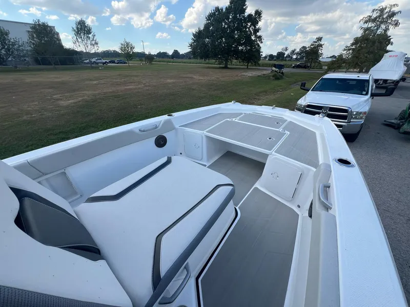 Slide: The Image of Scarab 235 Open SE 2025 - 18